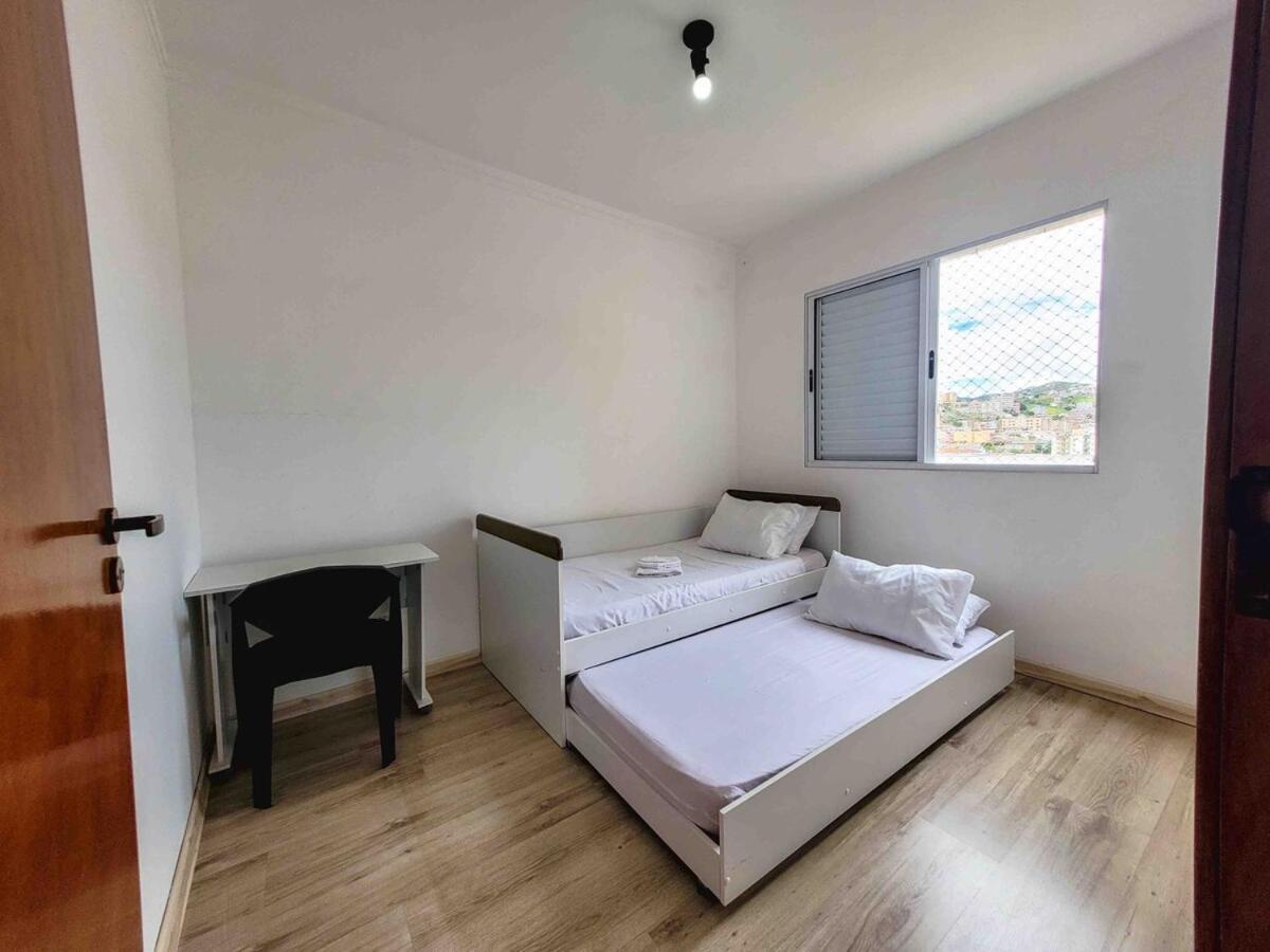 Poços de Caldas Grande Apt No Centro C/ Cozinha Completa Varanda מראה חיצוני תמונה