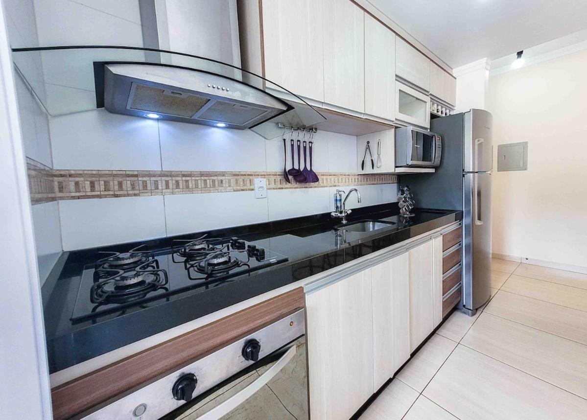 Poços de Caldas Grande Apt No Centro C/ Cozinha Completa Varanda מראה חיצוני תמונה