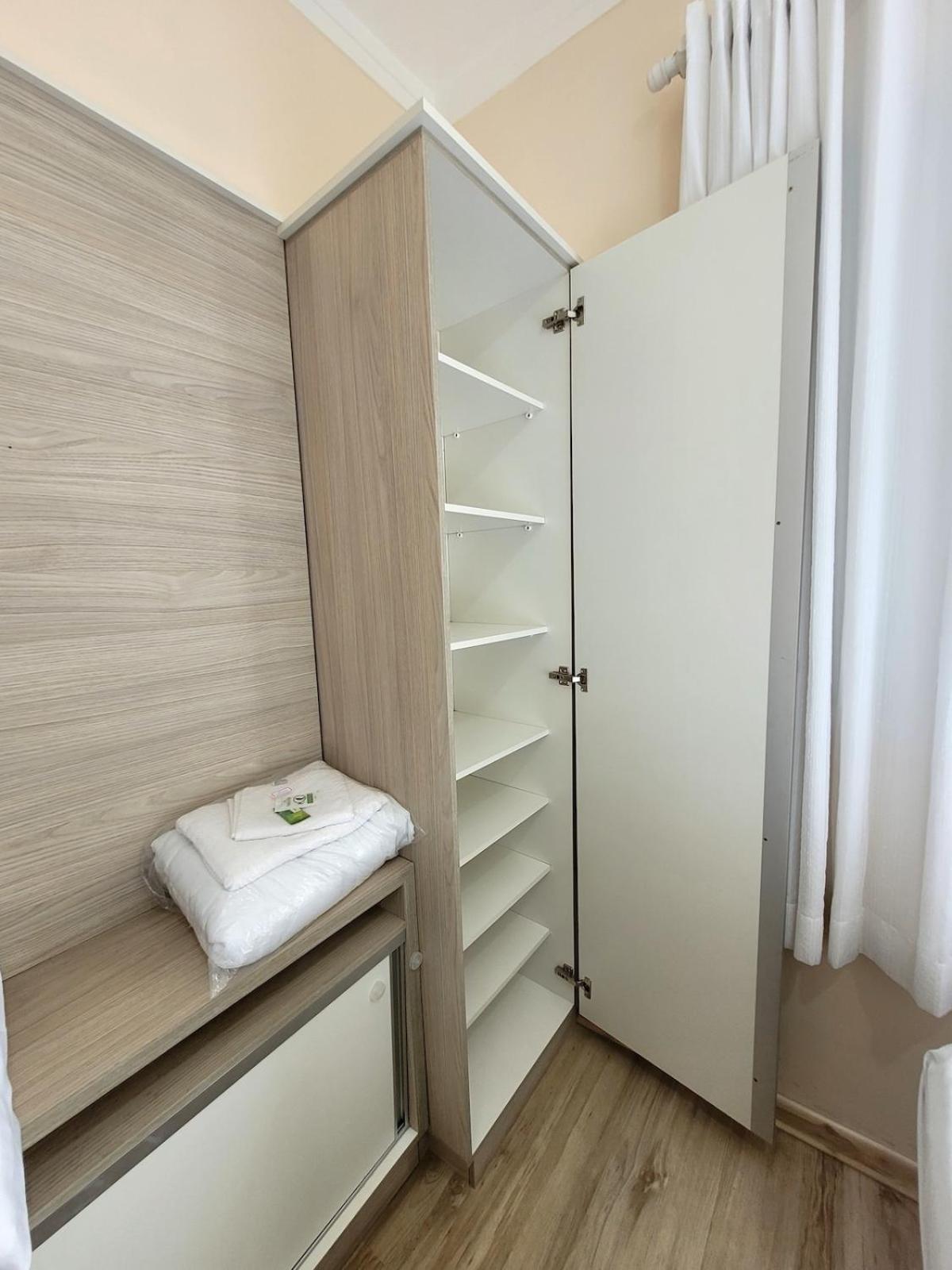 Poços de Caldas Grande Apt No Centro C/ Cozinha Completa Varanda מראה חיצוני תמונה