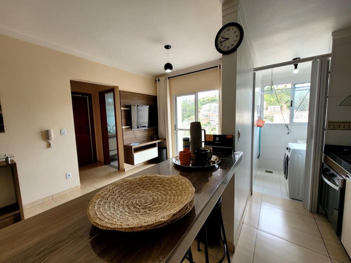 Poços de Caldas Grande Apt No Centro C/ Cozinha Completa Varanda מראה חיצוני תמונה